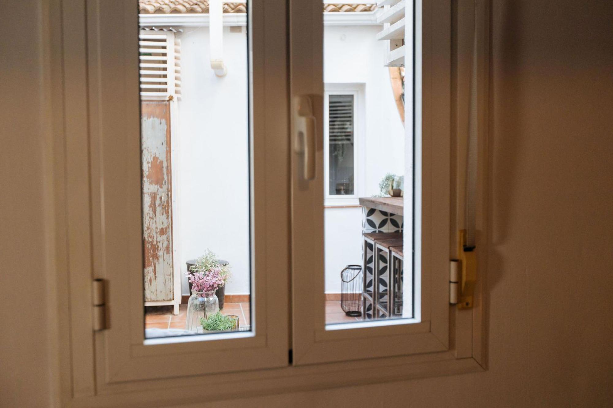 Casa Riad Met Prive Patio Малага Экстерьер фото