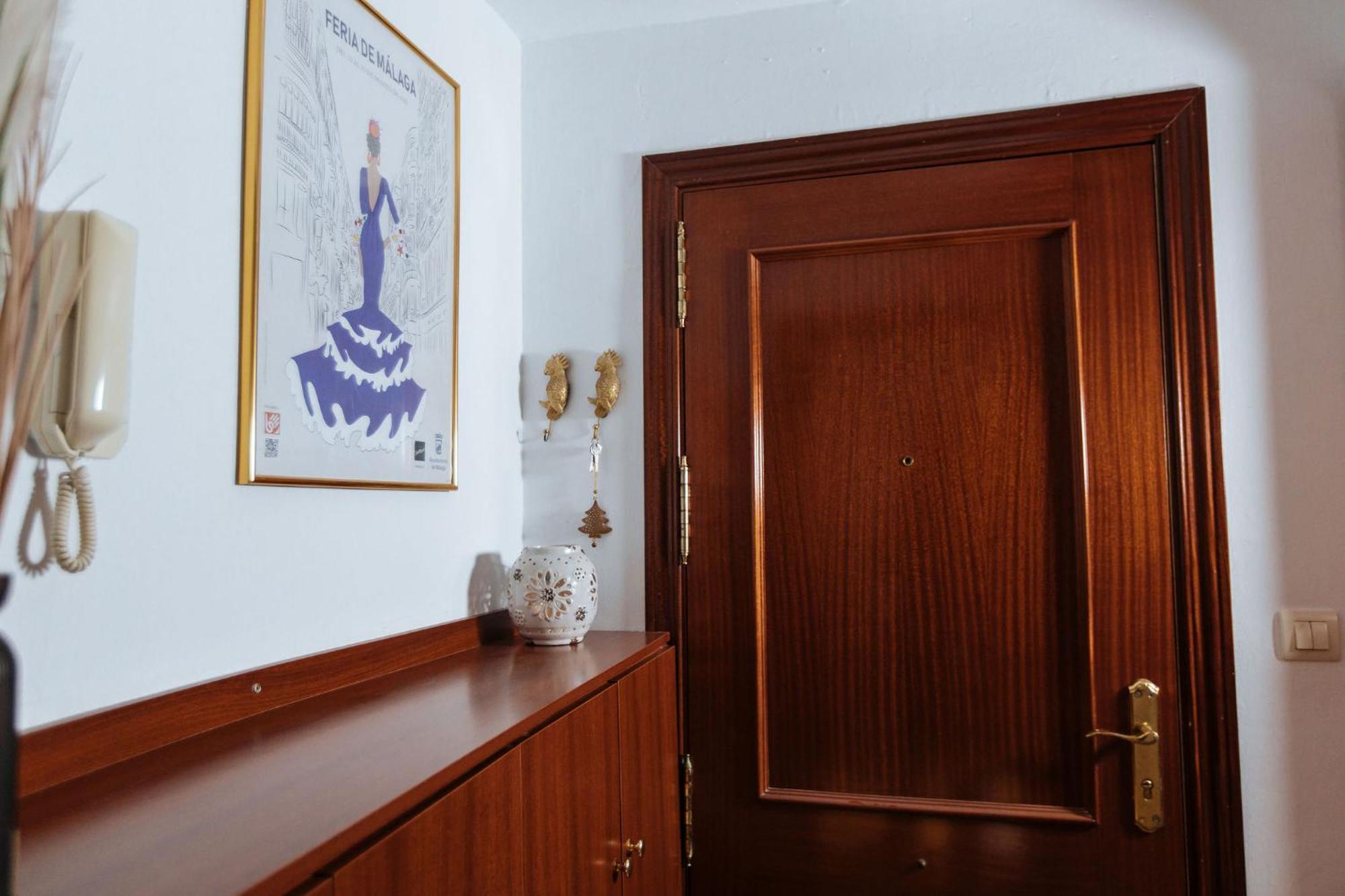Casa Riad Met Prive Patio Малага Экстерьер фото